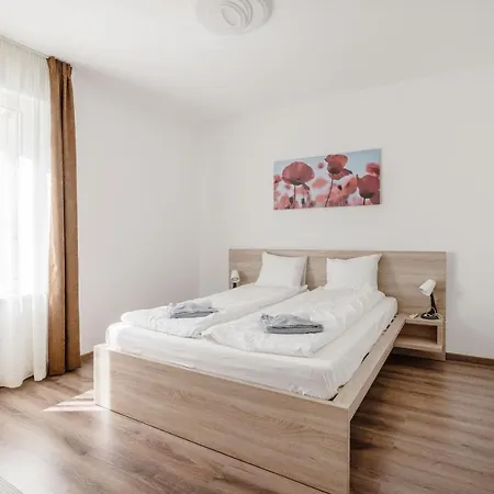 211 / 1 Bedroom / Modern In Center דירה